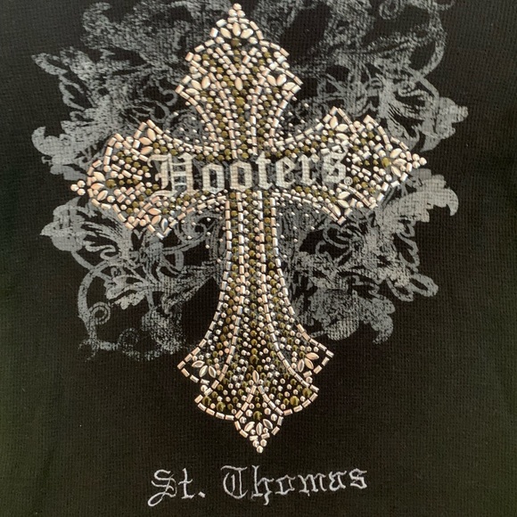 Black Y2K Hooters Sweater Studded cross detailing - Picture 2 of 2